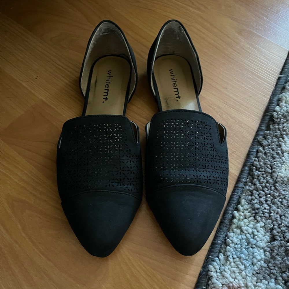 Whitemt flats